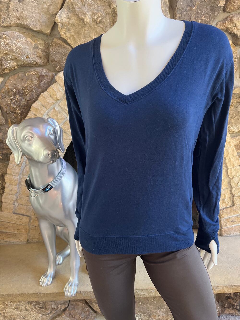 Athleta Sunrise V-Neck Modal Blue Sweater Thumbholes Size Small